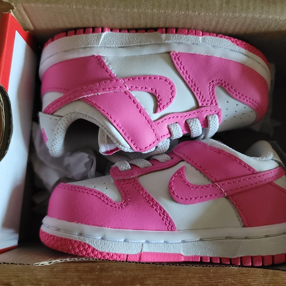 Nike Dunk Low Pink And White 5C - Picture 1 of 7